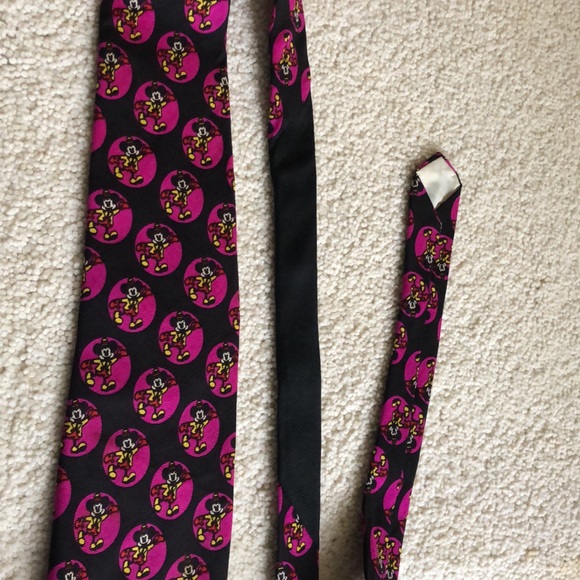 Vintage Disney Mickey Mouse tie - Picture 5 of 12